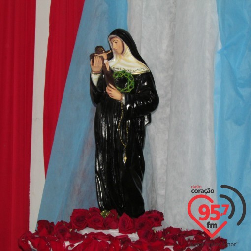 Comunidade faz celebração à Santa Rita de Cássia