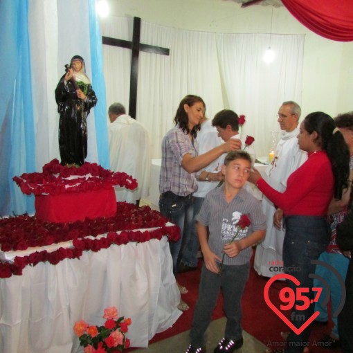 Comunidade faz celebração à Santa Rita de Cássia