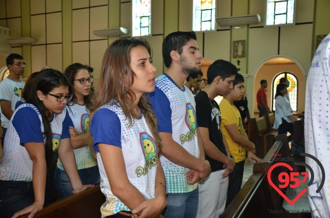 Pe. Crispim celebra 'Missa com a Juventude' na Catedral