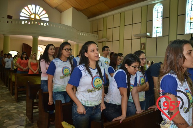 Pe. Crispim celebra 'Missa com a Juventude' na Catedral