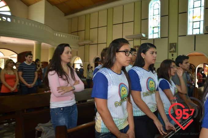 Pe. Crispim celebra 'Missa com a Juventude' na Catedral