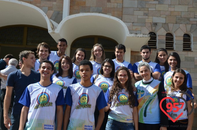 Pe. Crispim celebra 'Missa com a Juventude' na Catedral