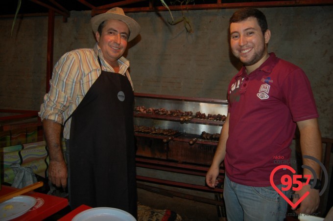 Capela N.S. Aparecida, no jardim Monte alegre, realiza festa junina