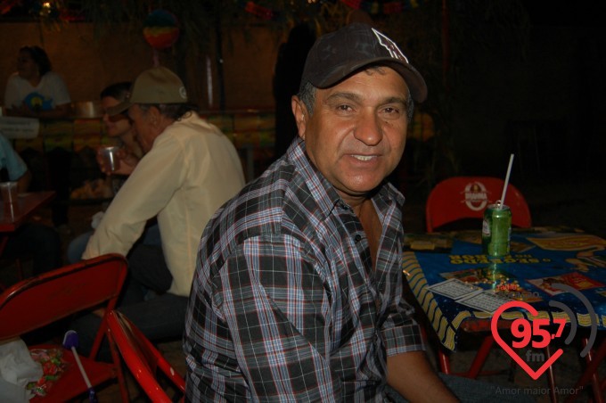 Capela N.S. Aparecida, no jardim Monte alegre, realiza festa junina