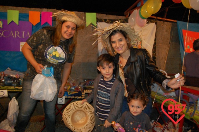 Capela N.S. Aparecida, no jardim Monte alegre, realiza festa junina