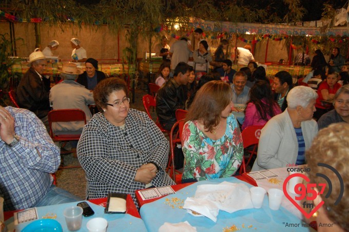 Capela N.S. Aparecida, no jardim Monte alegre, realiza festa junina