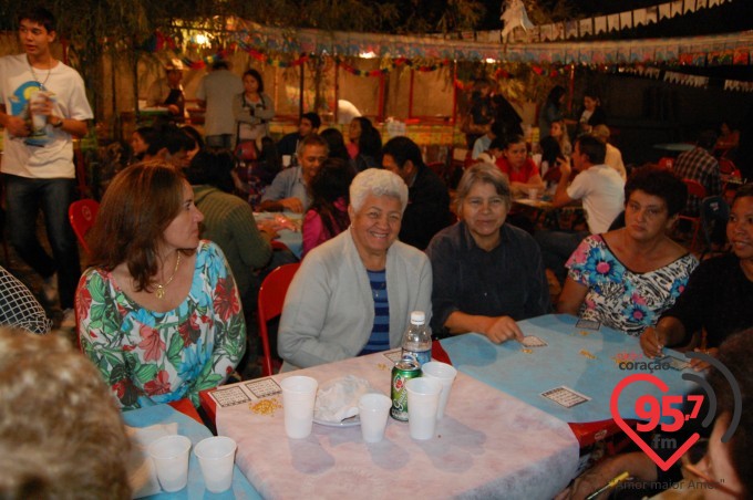 Capela N.S. Aparecida, no jardim Monte alegre, realiza festa junina