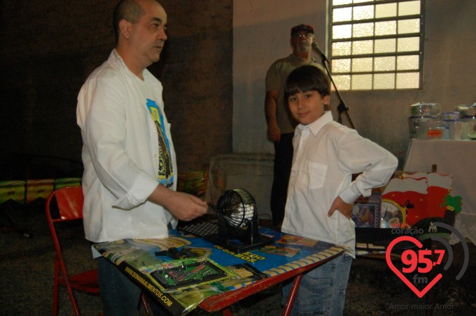 Capela N.S. Aparecida, no jardim Monte alegre, realiza festa junina