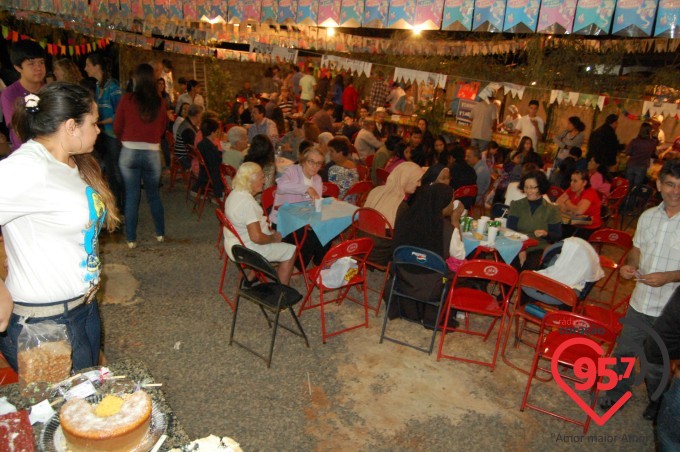 Capela N.S. Aparecida, no jardim Monte alegre, realiza festa junina