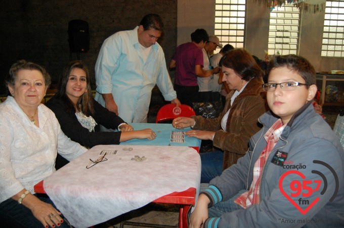 Capela N.S. Aparecida, no jardim Monte alegre, realiza festa junina