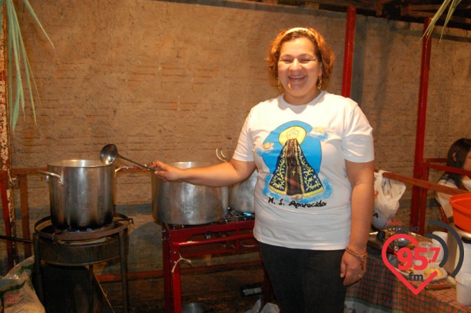 Capela N.S. Aparecida, no jardim Monte alegre, realiza festa junina