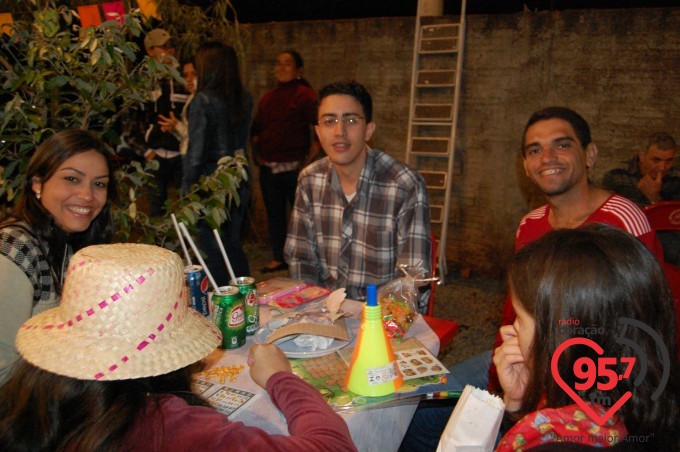 Capela N.S. Aparecida, no jardim Monte alegre, realiza festa junina