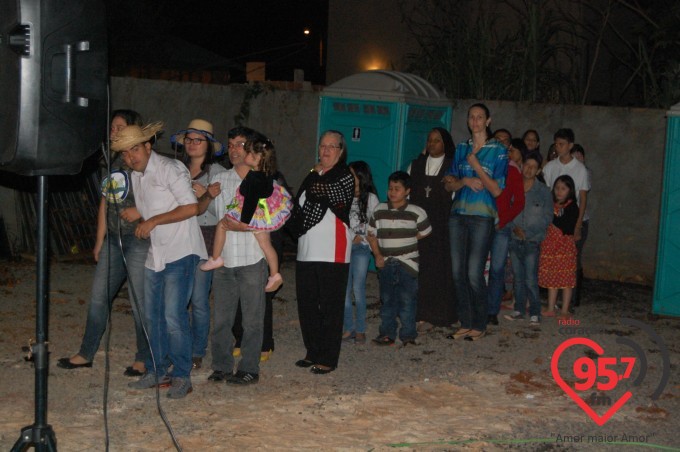 Capela N.S. Aparecida, no jardim Monte alegre, realiza festa junina