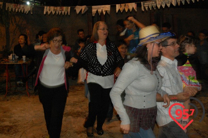 Capela N.S. Aparecida, no jardim Monte alegre, realiza festa junina