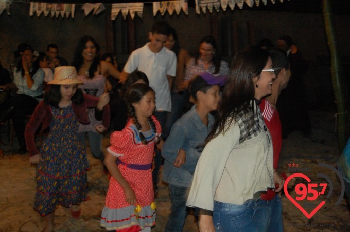 Capela N.S. Aparecida, no jardim Monte alegre, realiza festa junina
