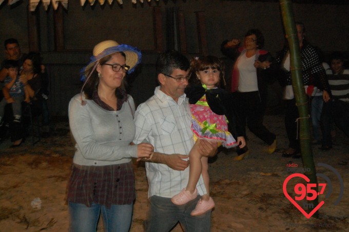 Capela N.S. Aparecida, no jardim Monte alegre, realiza festa junina