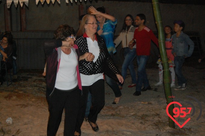 Capela N.S. Aparecida, no jardim Monte alegre, realiza festa junina