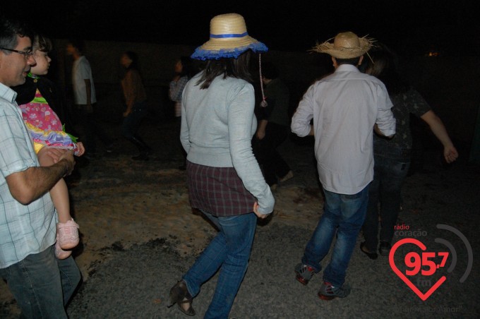 Capela N.S. Aparecida, no jardim Monte alegre, realiza festa junina