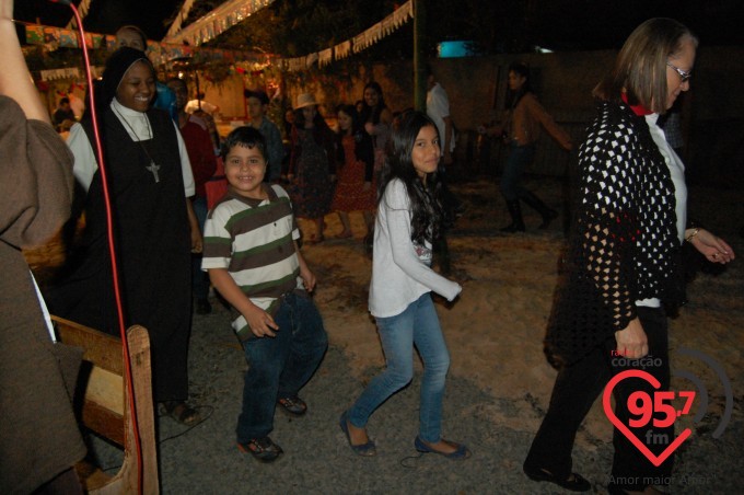 Capela N.S. Aparecida, no jardim Monte alegre, realiza festa junina