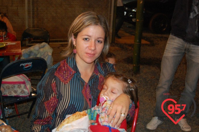 Capela N.S. Aparecida, no jardim Monte alegre, realiza festa junina