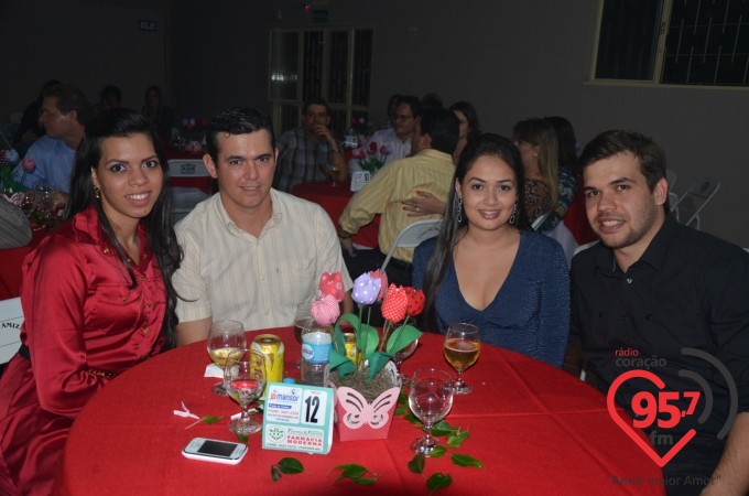 Jantar dançante dos namorados em Itaporã