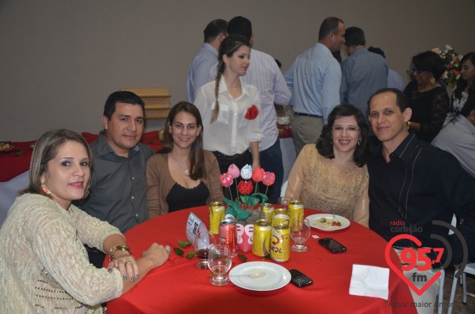 Jantar dançante dos namorados em Itaporã