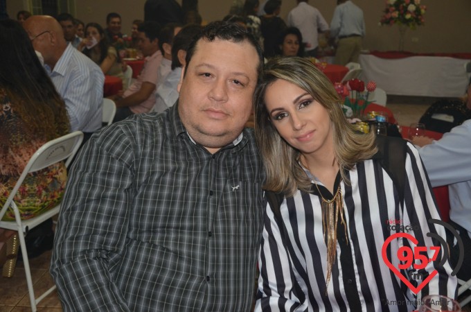 Jantar dançante dos namorados em Itaporã