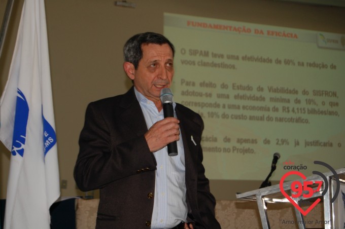 Com instalação do Sisfron crimes na fronteira podem reduzir 10%, estima general do Exército