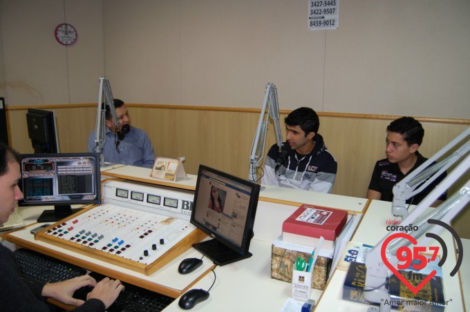 'Ponto de Vista' entrevista jovens que irão a JMJ-Rio 2013