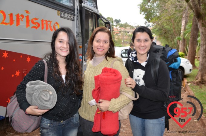 Paróquia São Carlos embarca 3 ônibus com destino JMJ-Rio 2013