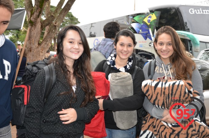 Paróquia São Carlos embarca 3 ônibus com destino JMJ-Rio 2013