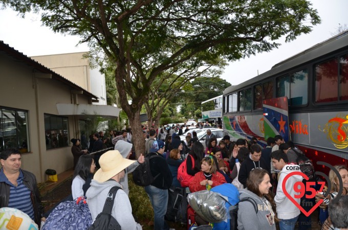Paróquia São Carlos embarca 3 ônibus com destino JMJ-Rio 2013