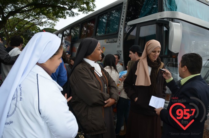 Paróquia São Carlos embarca 3 ônibus com destino JMJ-Rio 2013