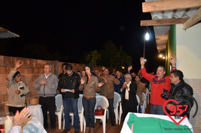 Missa em ação de graças pela entrega da nova casa de Dona Tereza