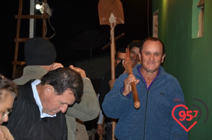Missa em ação de graças pela entrega da nova casa de Dona Tereza