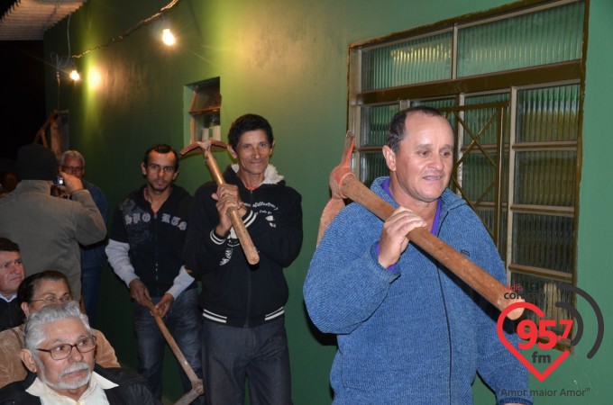 Missa em ação de graças pela entrega da nova casa de Dona Tereza