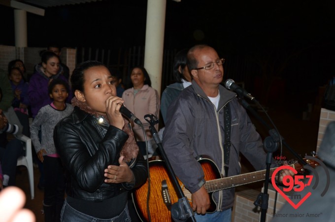 Missa em ação de graças pela entrega da nova casa de Dona Tereza