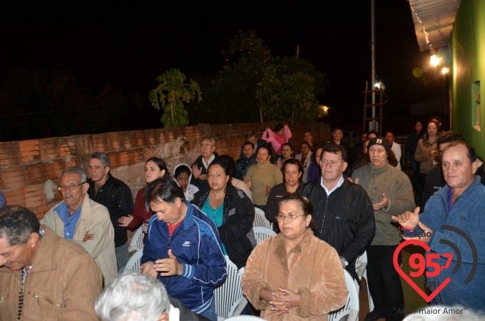 Missa em ação de graças pela entrega da nova casa de Dona Tereza
