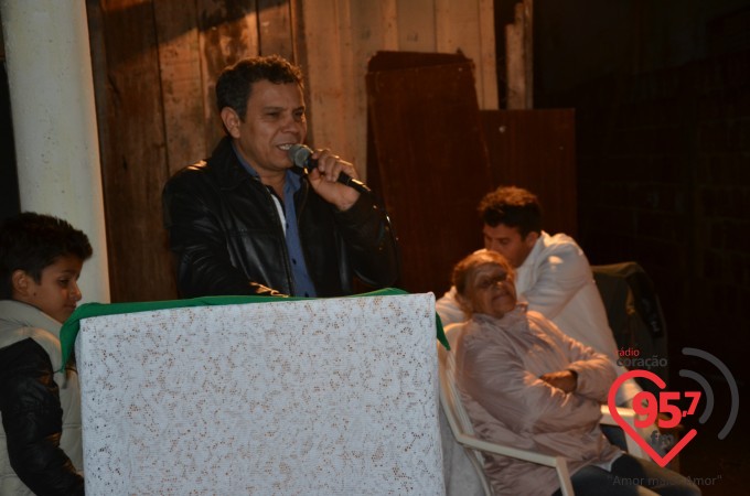 Missa em ação de graças pela entrega da nova casa de Dona Tereza