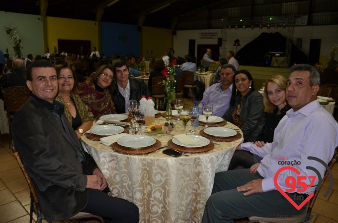 São João Batista organiza jantar dançante para casais
