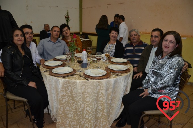 São João Batista organiza jantar dançante para casais