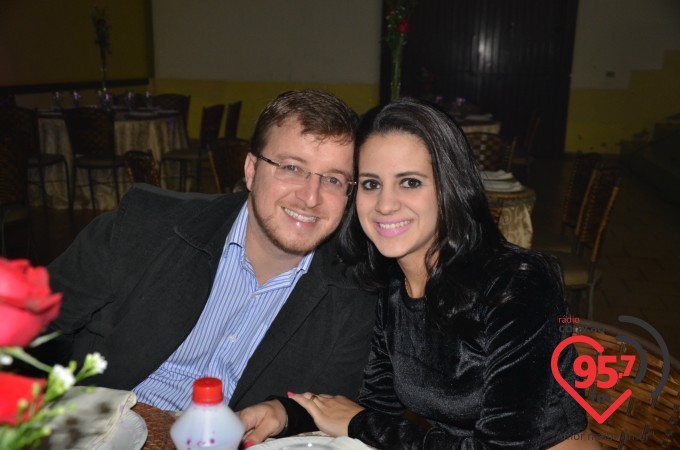 São João Batista organiza jantar dançante para casais