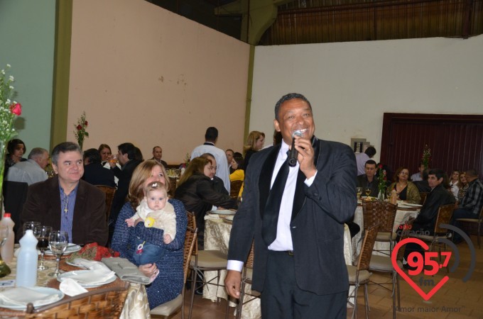 São João Batista organiza jantar dançante para casais