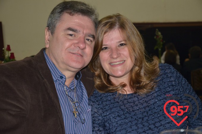 São João Batista organiza jantar dançante para casais