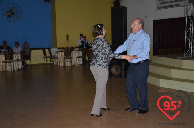 São João Batista organiza jantar dançante para casais