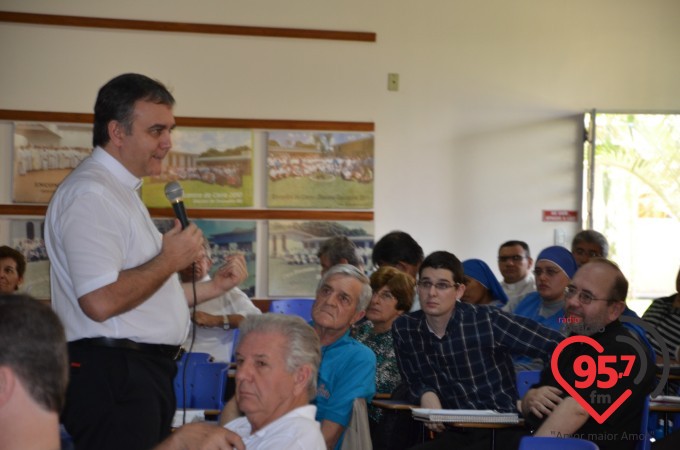 Assessor da CNBB ministra palestra no IPAD