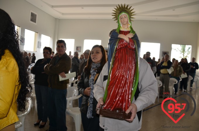 Equipes de N.S. realizam missa mensal na Paróquia Sagrado C. Jesus