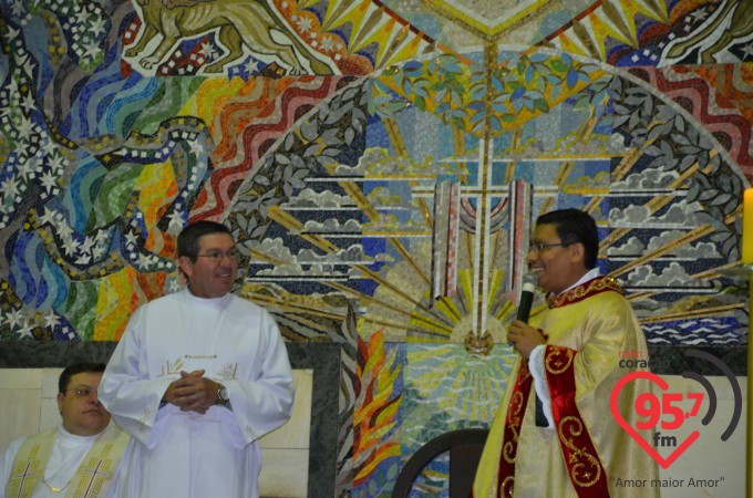 Padre Alexsandro completa dois anos de sacerdócio