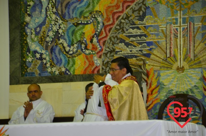 Padre Alexsandro completa dois anos de sacerdócio