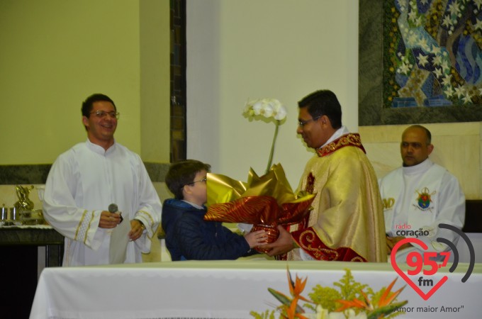 Padre Alexsandro completa dois anos de sacerdócio